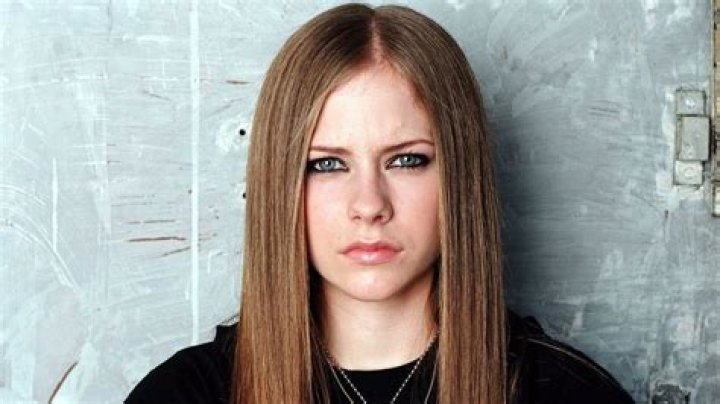 Avril Lavigne: How Old Is The Popular Canadian Singer?