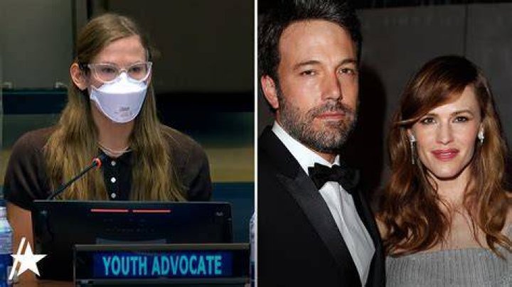 Ben Affleck Gives Daughter Violet Driving Lessons &mdash; Photos Hollywood Life