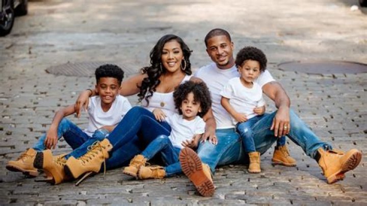 Devale Ellis' Siblings: A Close-Knit Family