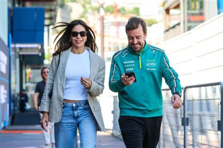 Does F1 Racer Fernando Alonso Have A Family?