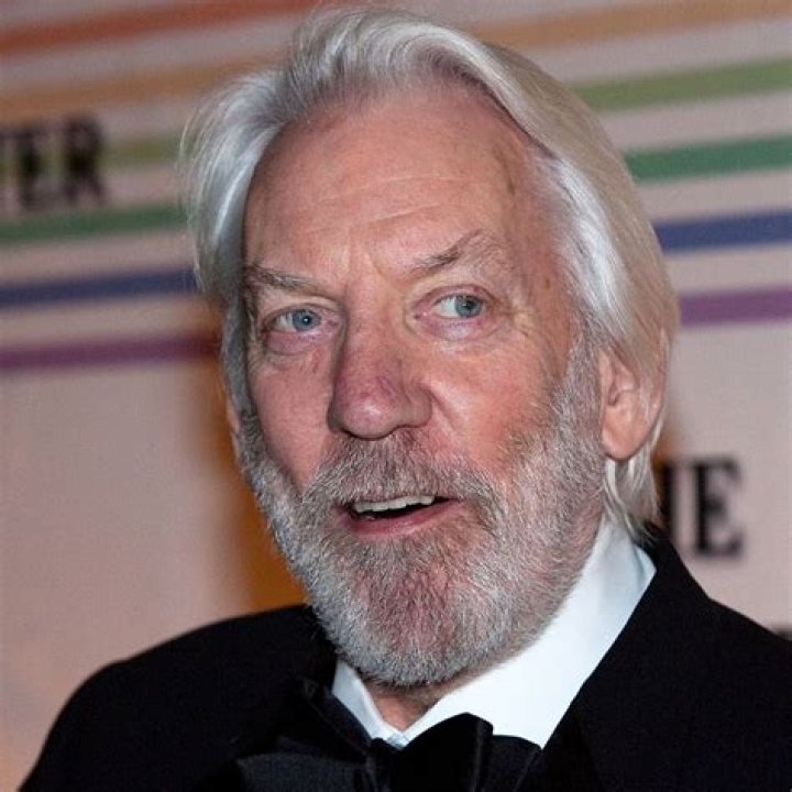 Donald Sutherland Net Worth Age, Height, Weight, Education, Career