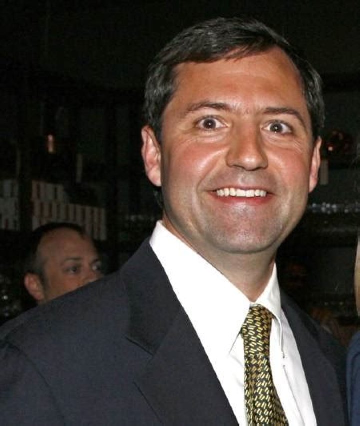 Dr. Robert Ashton Net Worth: An Exploration Of The Neurosurgeon's Wealth