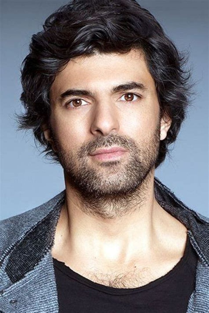 Engin Akyurek Biography, Height & Life Story Super Stars Bio