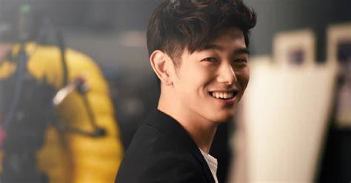 Eric Nam Tiny Kpop Idol Profile
