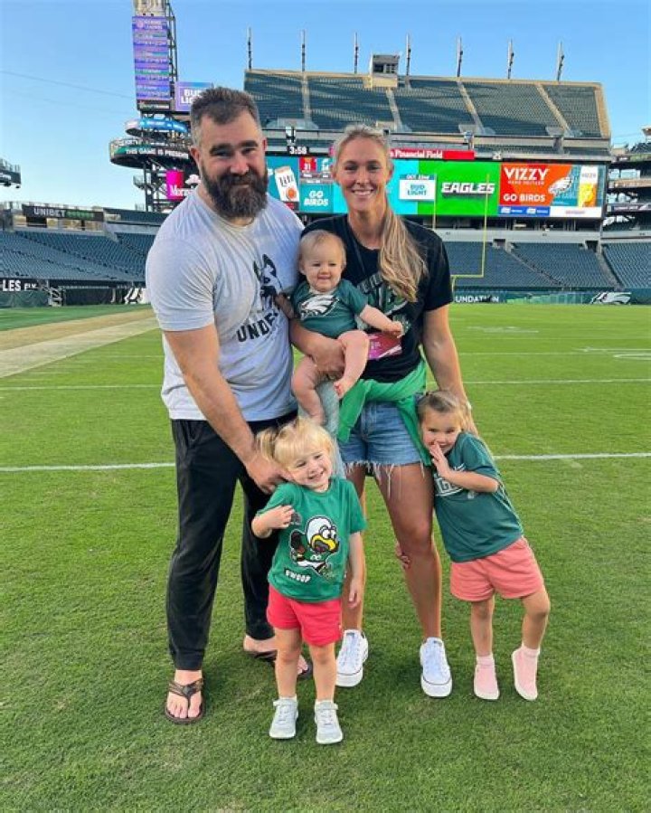 Exciting News: Kylie Kelce Confirms Pregnancy!