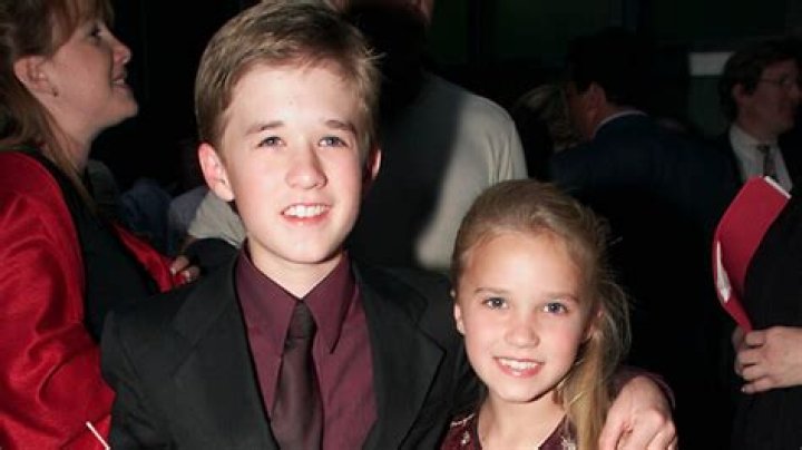 Is Emily Osment Embracing Motherhood: Exploring Her Family Status