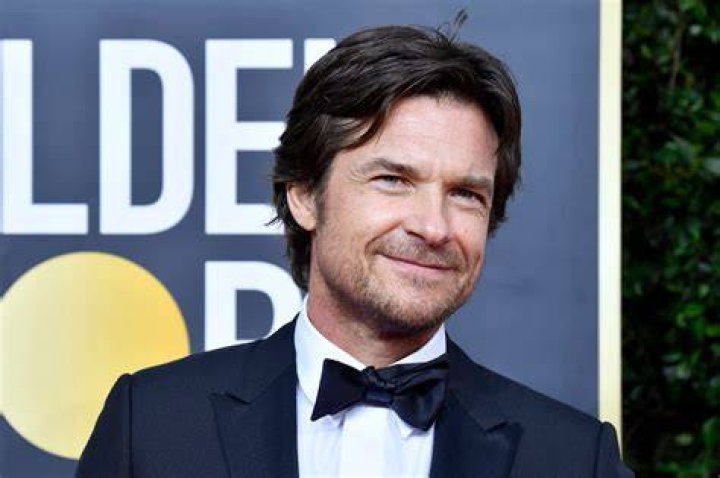 Jason Bateman net worth, age, height, married, biography, wife, movies