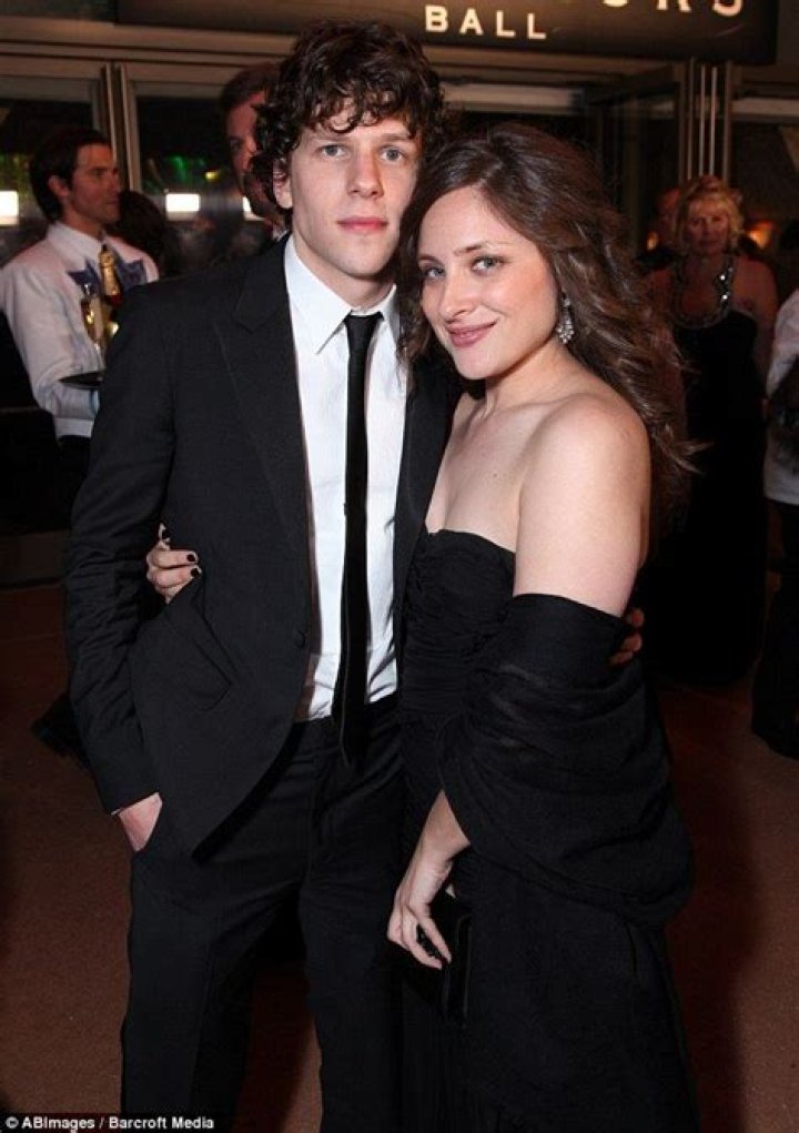 Jesse Eisenberg and Longtime Girlfriend Anna Strout Are Expecting a Baby! Life & Style