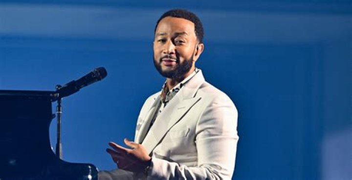 John Legend Reveals Why He and Wife Chrissy Teigen Don&rsquo;t Cook Together