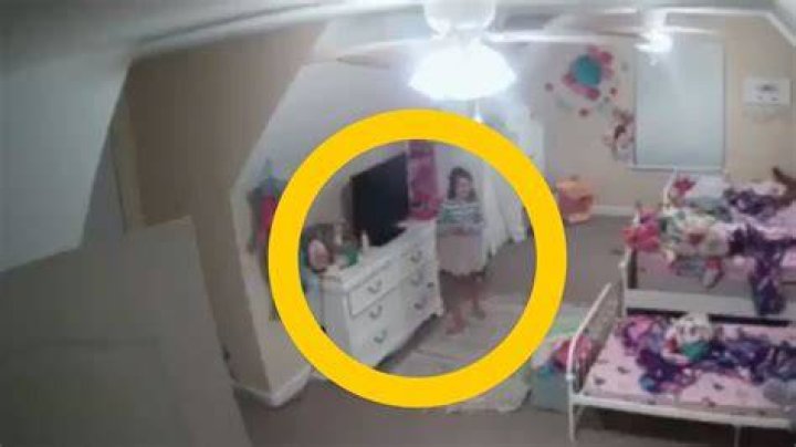 Kid And His Mom cctv Video Twitter, Reddit thinkKING