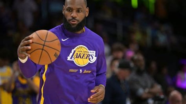 LeBron James' Alleged Side Chick Throws Shade at Blog for Pushing Their Affair Rumor Again