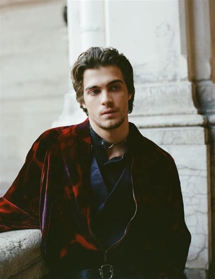 Lorenzo Zurzolo: A Rising Star In The Entertainment Industry