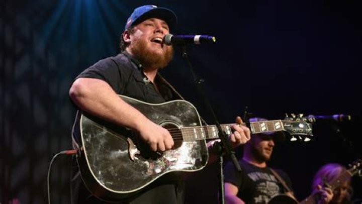 Luke Combs Bio & Wiki Net Worth, Age, Height & Weight