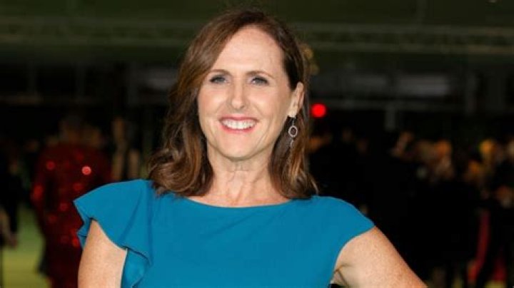 Molly Shannon Bio, Net Worth, Salary, Married, Husband, Parents, Family, Siblings, Nationality