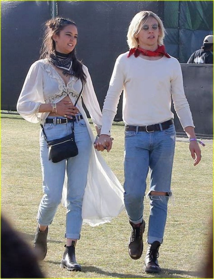 Ross Lynch And Courtney Eaton: The Truth About Their Relationship