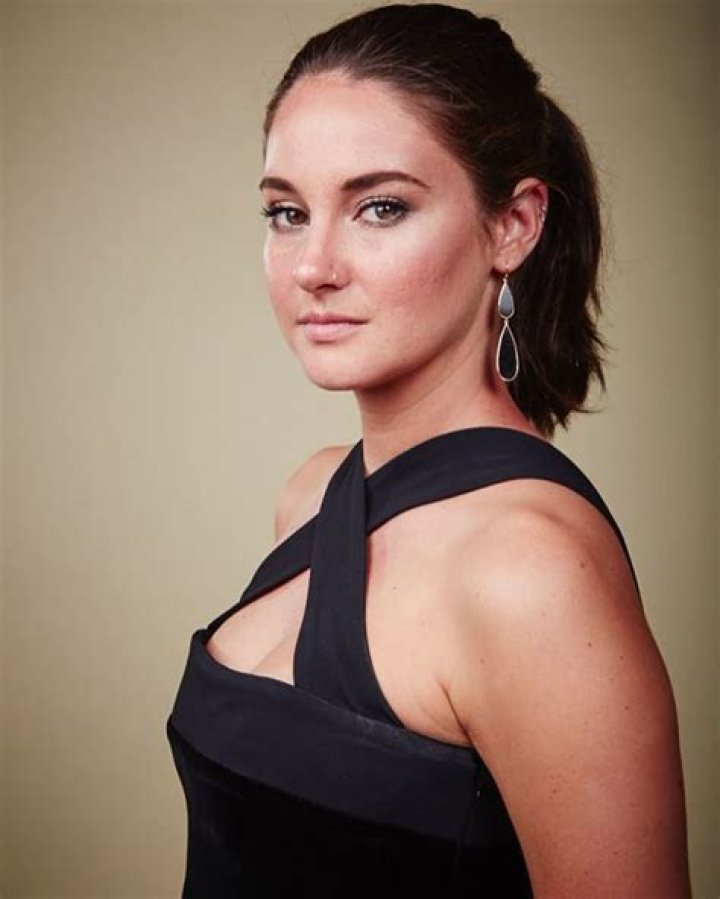 Shailene Woodley's Pregnancy Journey: A Timeline