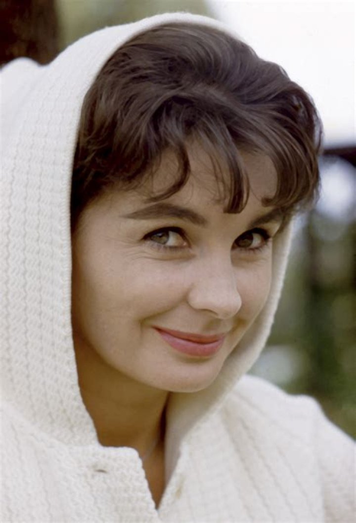 The Enduring Legacy Of Jean Simmons: From Hollywood Icon To British Dame
