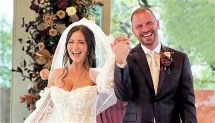 Unveiling Lauren Manzo's Marital Status: Insights And Discoveries