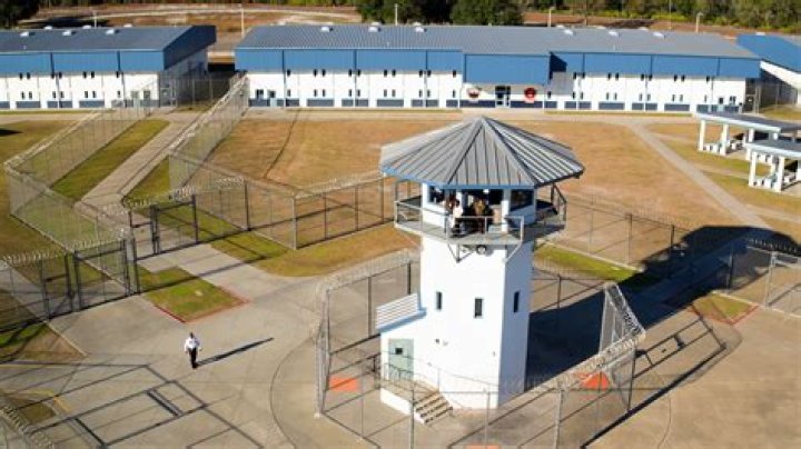 Unveiling Teresa Giudice's Prison Photos: Discoveries And Revelations