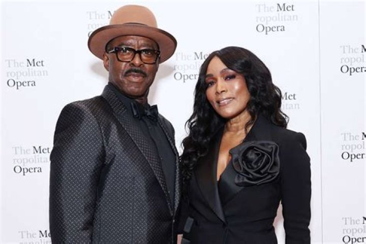 Who Is Rachel True's Husband? Uncovering The Truth About Her Spouse